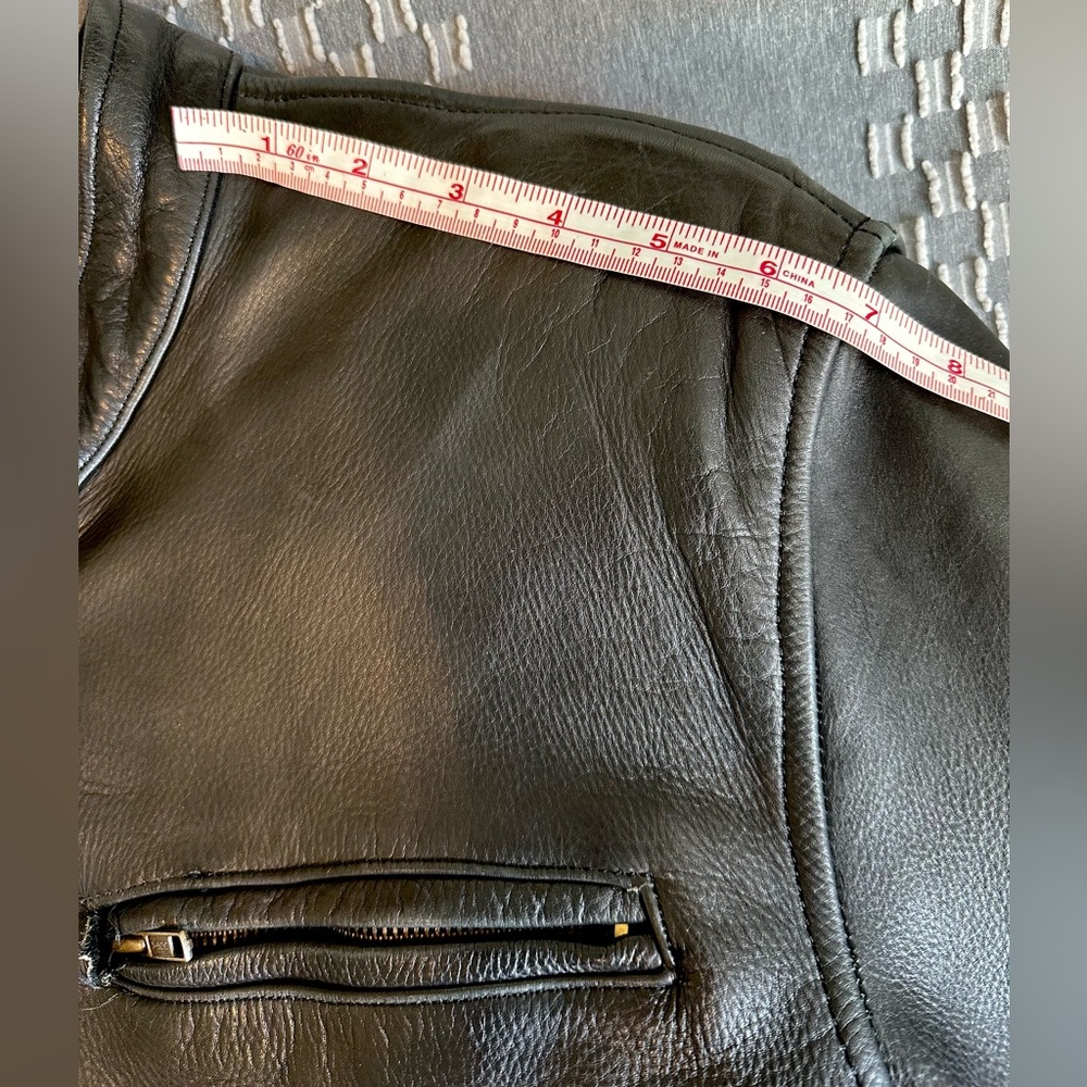 IK black Leather motorcycle jacket, in excellent condition, unisex size 48. - Picture 11 of 16